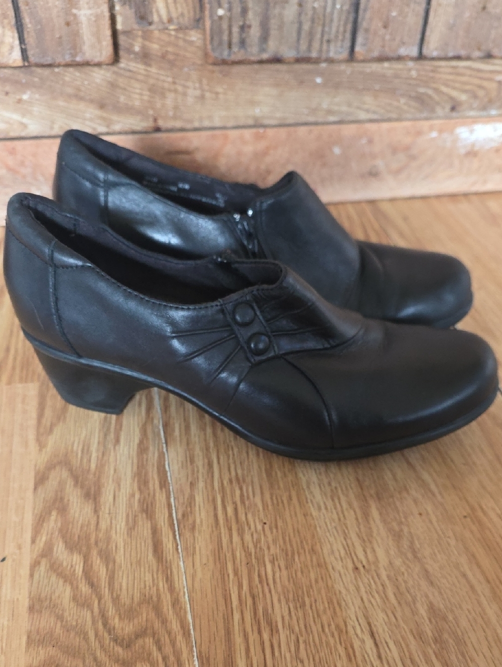 Womens Clarks Bendable Shoes